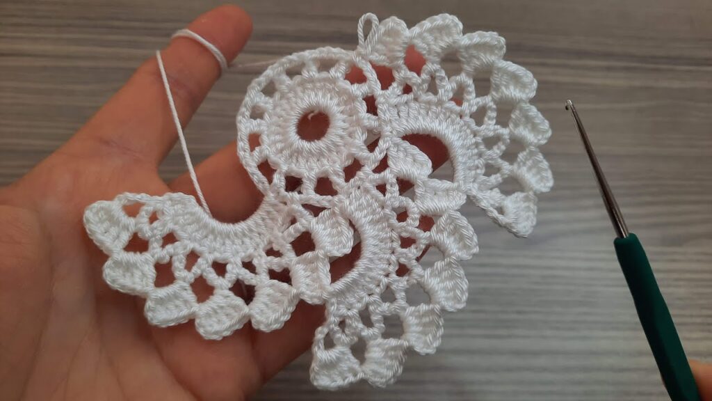 Super Easy Beautiful Flower Crochet Motif knitting Online Tutorial for beginners Tığ işi Örgü