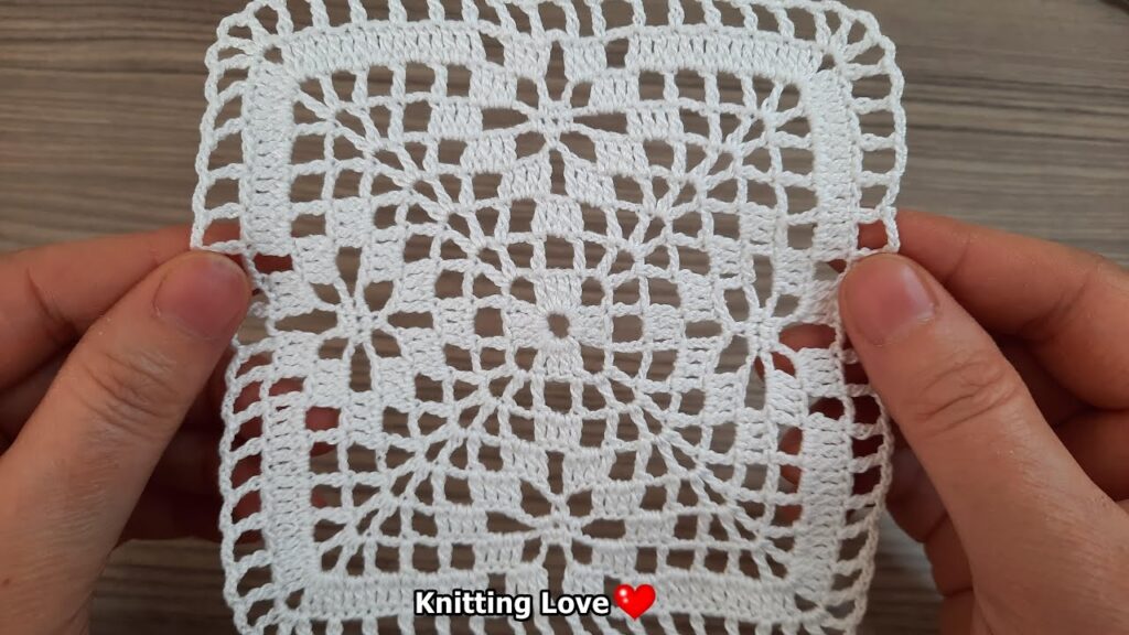 SUPER Easy Beautiful Crochet Pattern Table and Bedspread Motif Knitting Online Tutorial Tığ işi örgü
