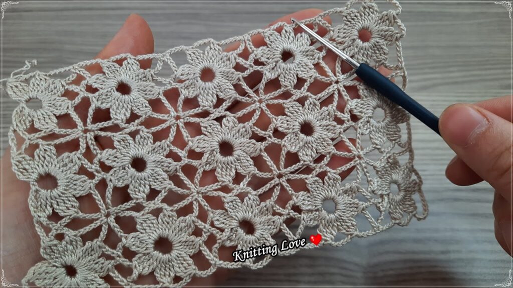 GORGEOUS Beautiful Flowers Patterned Crochet Filet Etol Shawl and Cover Model Tığ işi örgü modeli