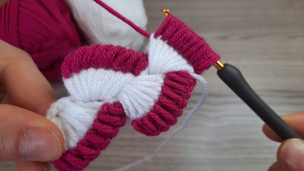 SUPER Easy Beautiful Crochet Pattern