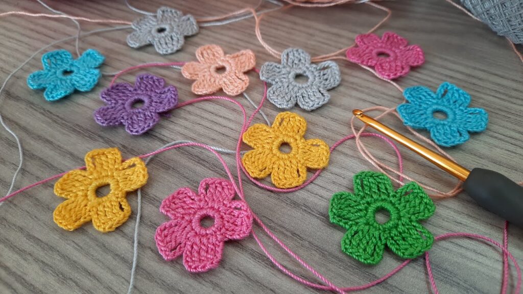 INCREDIBLE 😲 Super easy how to crochet a coaster ✔ Çok Kolay Tığ İşi Bardak Altlığı Supla Yapımı