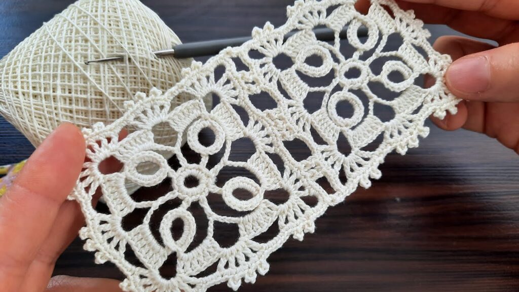 Gorgeous crochet show with square, slow tutorial for beginners #crochet #easycrochet tığ işi örgü