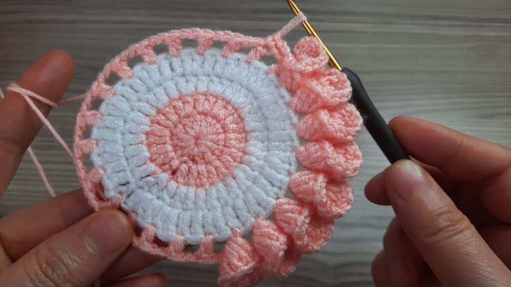 Wonderful Easy method of intertwined spirals crochet knitting patterns TREND Crochet idea