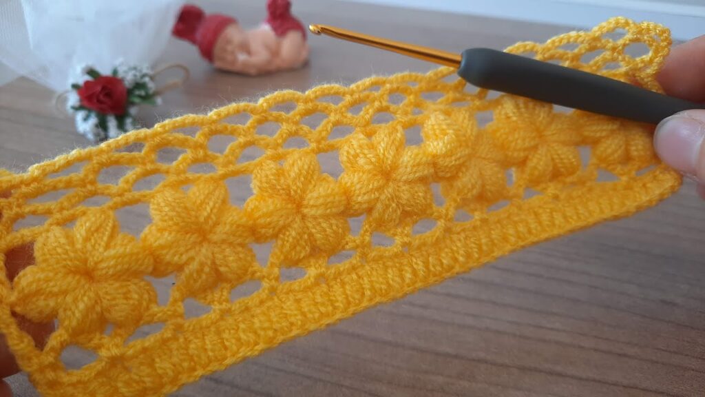 WOW😲 Have you tried an easy way to make a wonderful crochet pattern with flowers?TREND CROCHET IDEA!