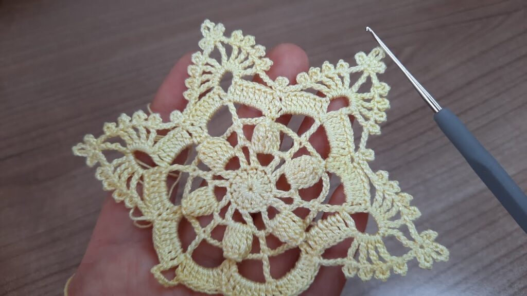 BEAUTIFUL IDEA!😍Look what I’ve done! MY GIRL WILL LOVE THIS! crochet tutorial
