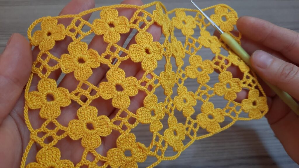 Fabulous Beautiful Crochet Flower Pattern😍Knitting Crochet Filet Etol Shawl Cover Model 2023