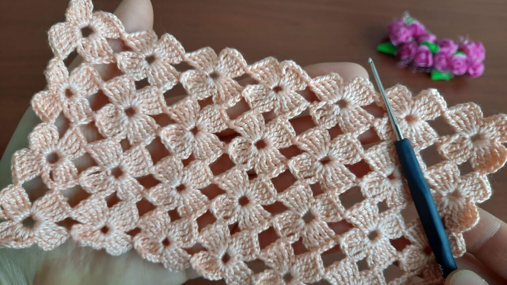 VERY NICE BEAUTIFUL CROCHET FLOWER knitting pattern making, step-by-step explanation for beginners
