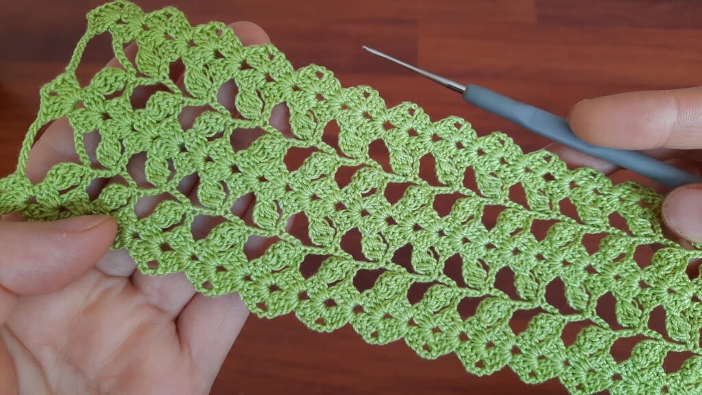 Wonderful 😍 floral crochet knitting pattern lace making, step-by-step explanation for beginners