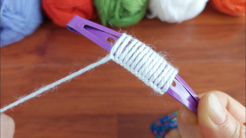 WOW! Very good. New Gorgeous hairpin bunny design idea. handmade hairpin idea