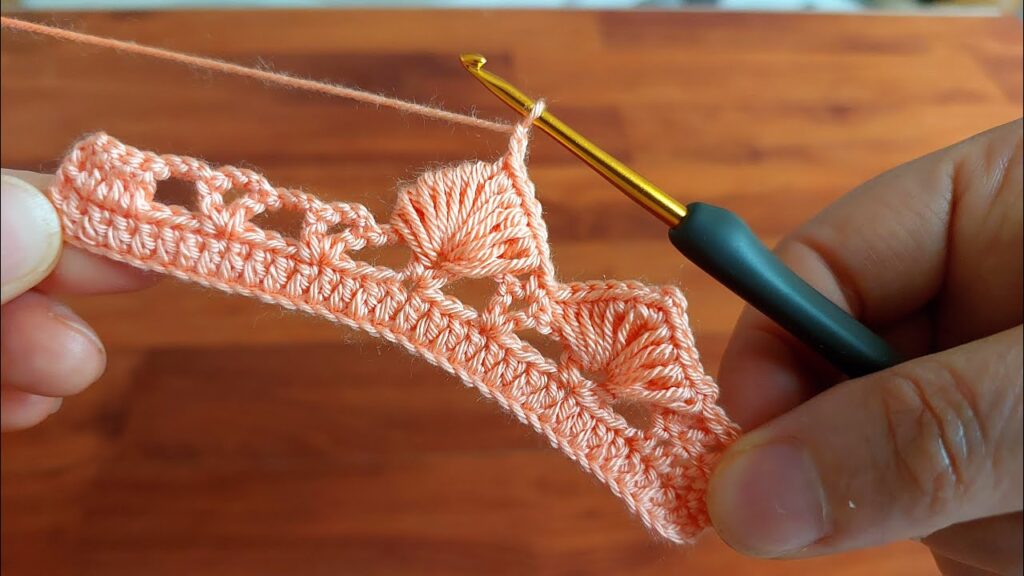 LEARN HOW TO MAKE A BEAUTIFUL CROCHET PATTERN, step-by-step instruction for beginners