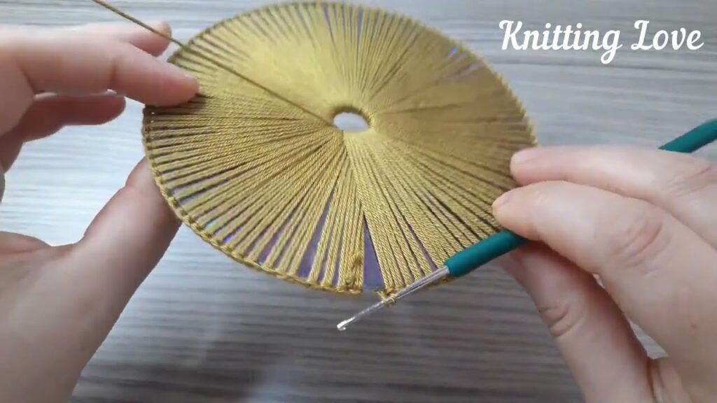 Super easy crochet CD design 5 minute crafts Knitting Love💿 Muhteşem tığ işi CD tasarım örgü model