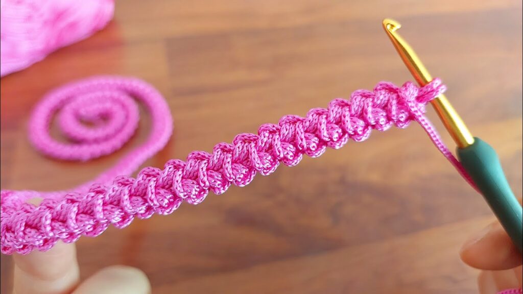 Wow😍 New perfect desing crochet! Super easy crochet knitting bag handle my mom loves crochet.