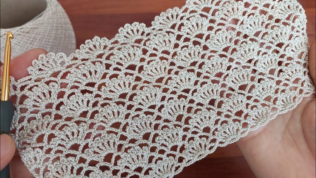 WHAT A PERFECT CROCHET FLOWER STITCH BABY BLANKET- Knitting Love