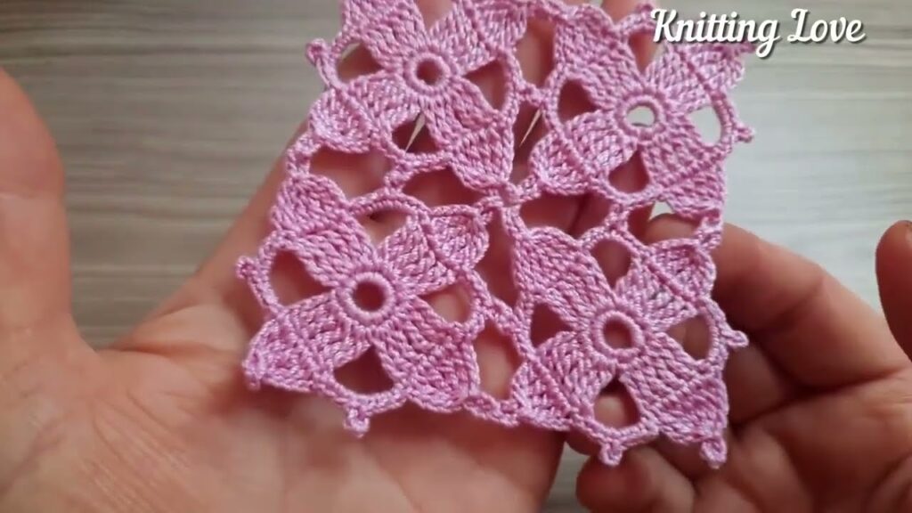 👌 💯 Dive into Creativity with Easy Crochet Flower Motif Tutorial! 🌸 #CrochetMagic