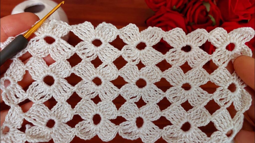 Captivating and Easy Flower Crochet Pattern Tutorial with Exquisite Details – Perfect for Beginners!
