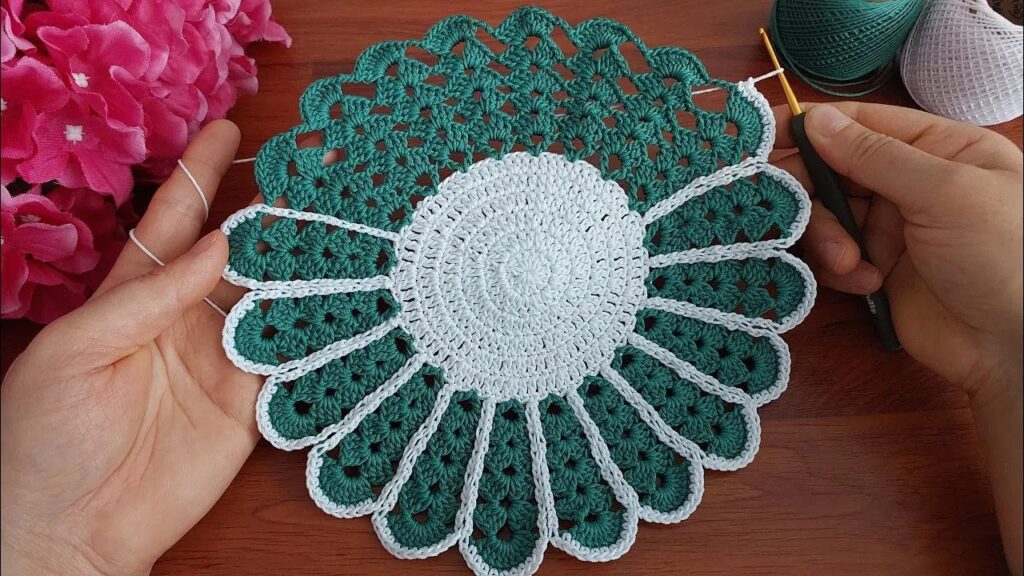 Effortless Elegance: Easy and Gorgeous Crochet Coaster Tutorial – Ideal for Selling or Gifting