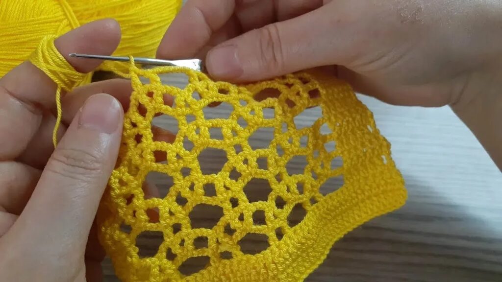 Learn the Art of Crafting an Elegant Ring-Shaped Crochet Knitting Pattern: Easy – Beautiful Tutorial