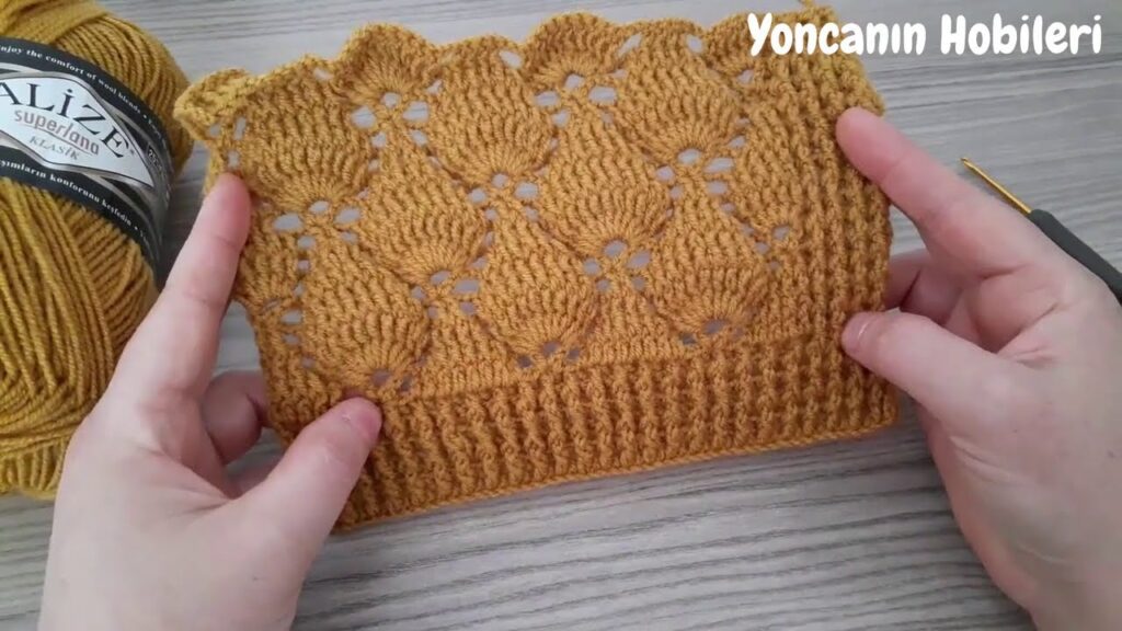 A Beautiful and Easy Leaf Pattern for Baby Vests and Blankets that Everyone Will Love