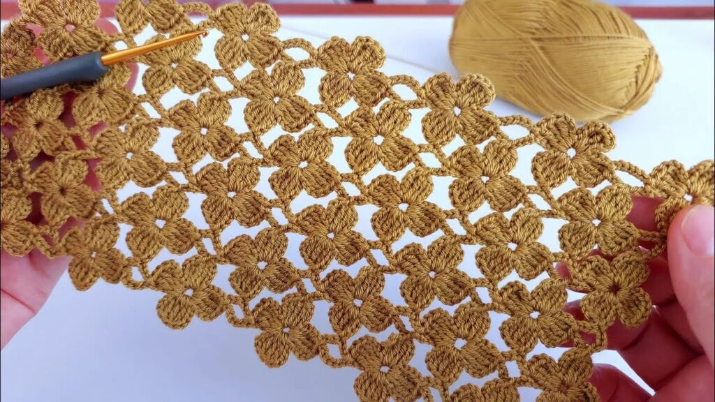 Effortlessly Craft Stunning Flower Crochet Lace -Beginner-Friendly Tutorial | Çiçekli Tığ İşi Modeli