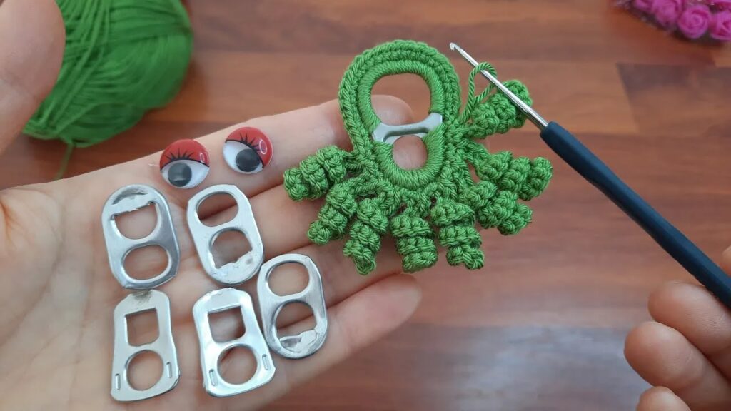 Creating a Stunning Crochet Octopus Keychain – Perfect for Gifting or Selling! 🐙✨