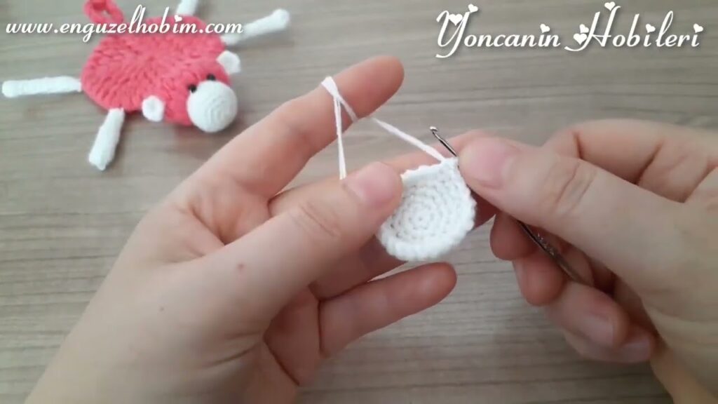 Adorable Lamb Coaster DIY 😍 | Crochet Patterns for Beginners – Amigurumi Cup Coaster Tutorial