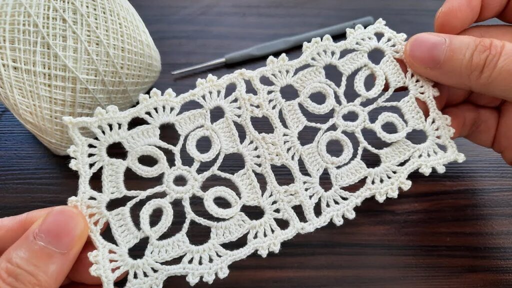 Step-by-Step Guide for Beginners:Creating a Stunning Crochet Flower with an Amazing Knitting Pattern