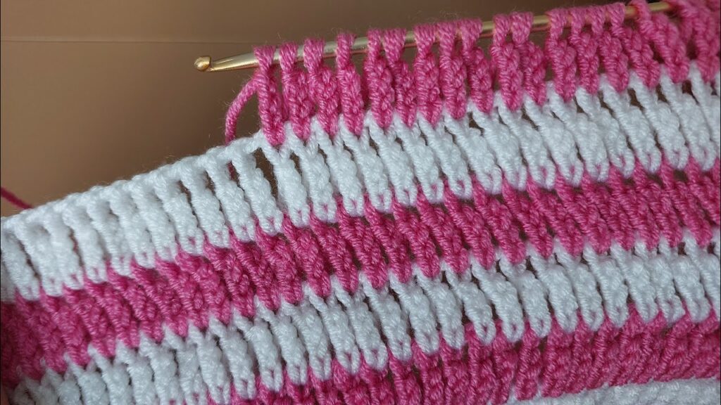 FASCINATING TUNISIAN CROCHET – LEARN THE SUPER EASY TECHNIQUE FOR BLANKETS, VESTS, SHAWLS, SCARVES