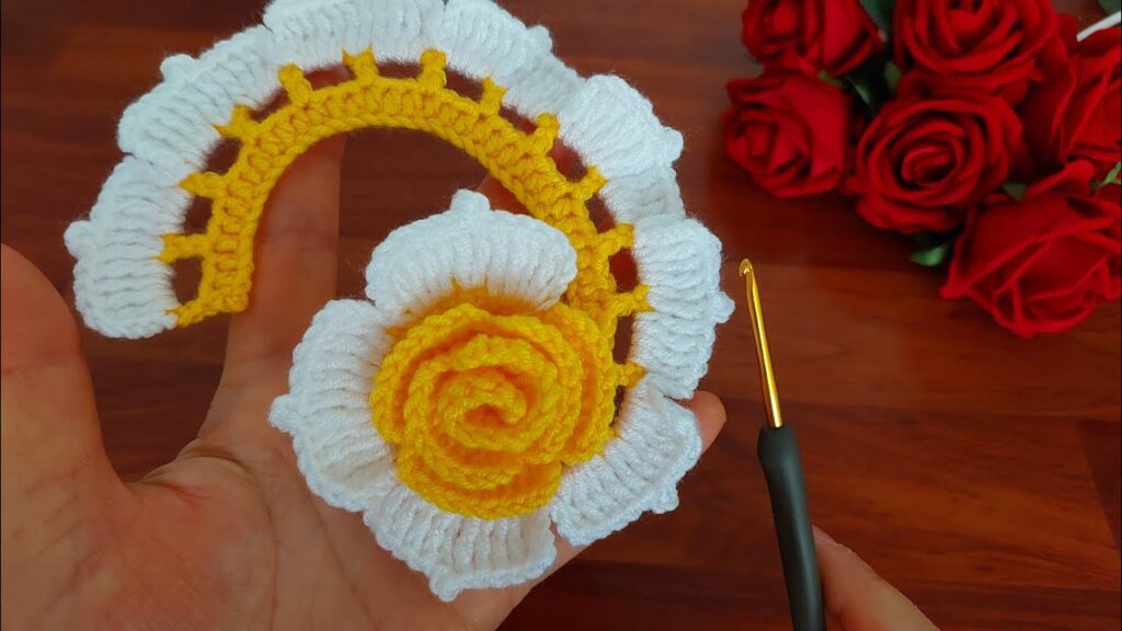 Craft a 3D⚡💯Wonderful Crochet Flower💯👌: Easy Rose Making Tutorial for Beginners #Crochet