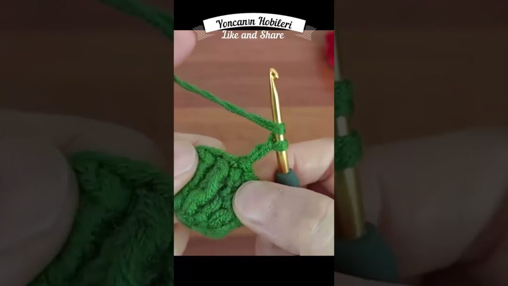 Craft Your Own Crocheted Cactus: A Wonderful Gift Idea! 🌵😍 #crochettutorial #crochet
