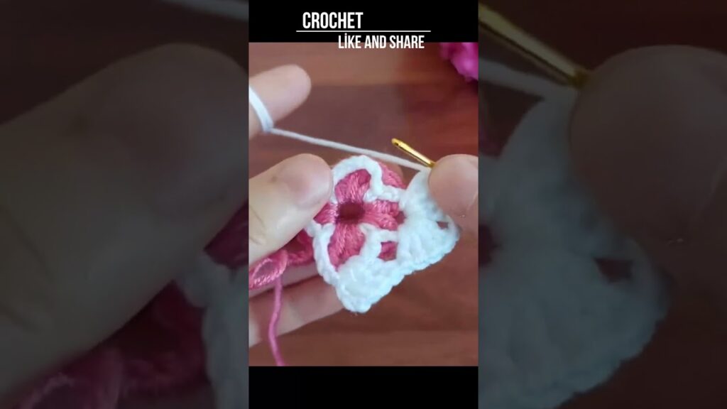 Easy Crochet Rose Flower Keychain🌹💯 #crochet #easycrochet #shortvideo