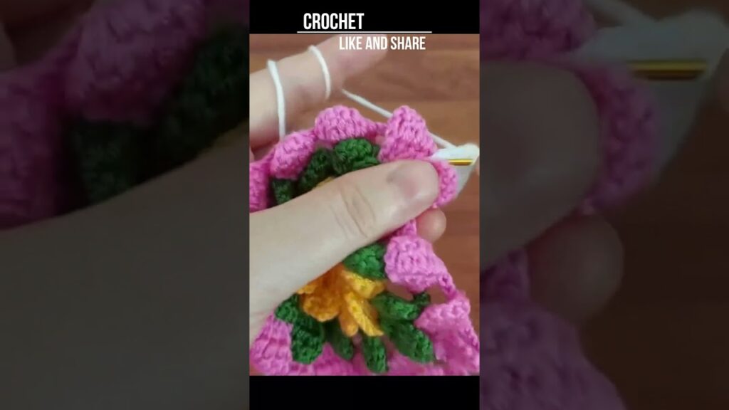 Wonderful Easy Crochet Rose Flower Keychain🌹💯 #crochet #easycrochet #shortvideo
