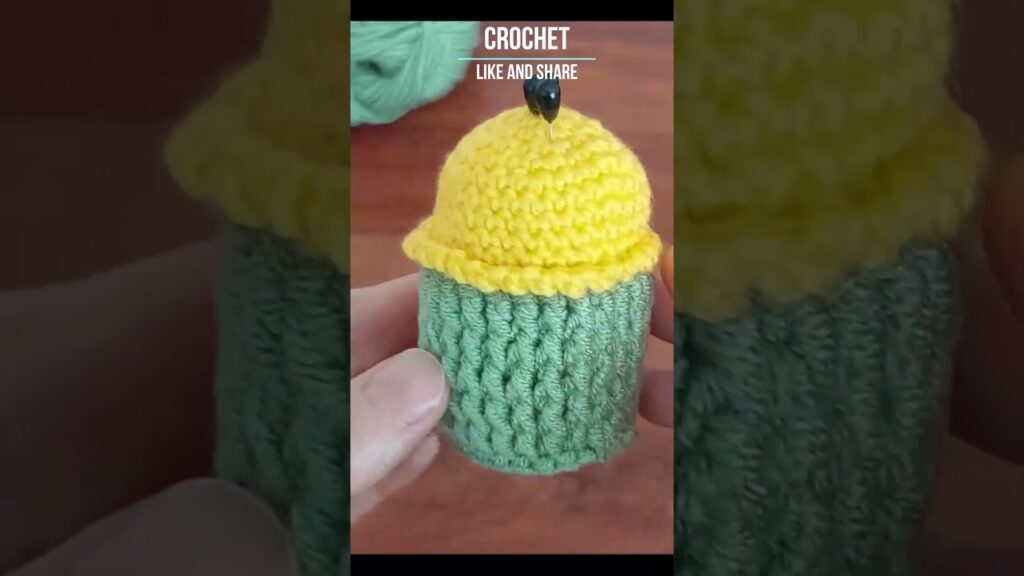 Crafting Delight: Learn How to Create Your Own Crochet Pincushion! 🧵✨ #easycrochet