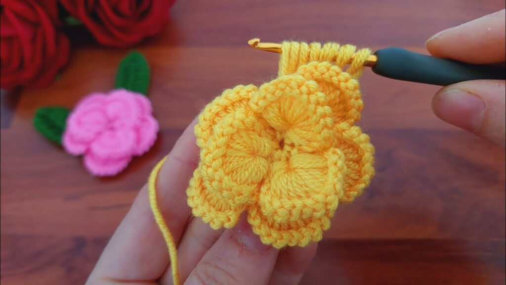 Amazing 3D Crochet Idea: Easy Rose Flower Tutorial for Beginners!