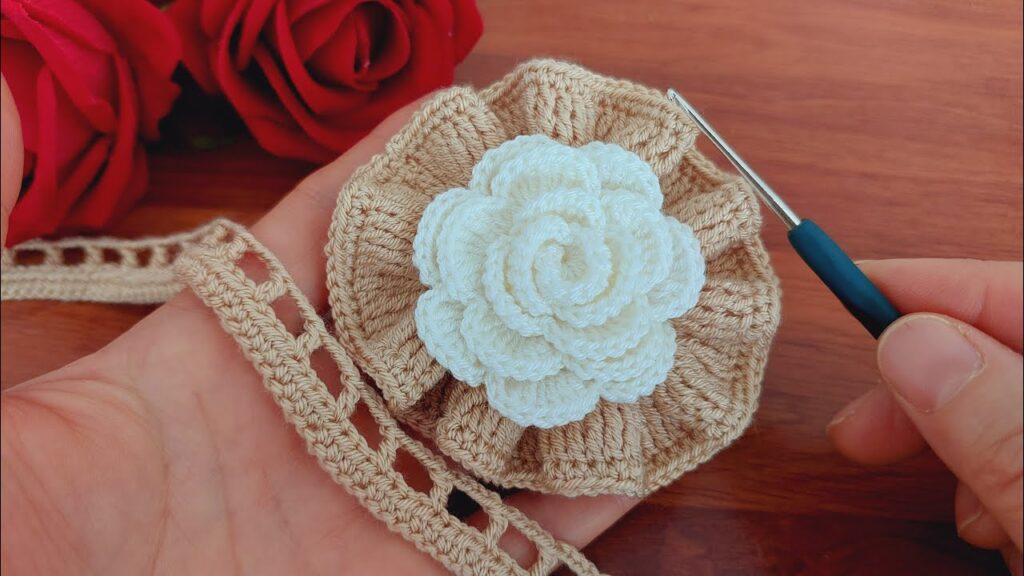 Create Stunning 3D Crochet Flower Patterns: Easy Rose Tutorial for Beginners