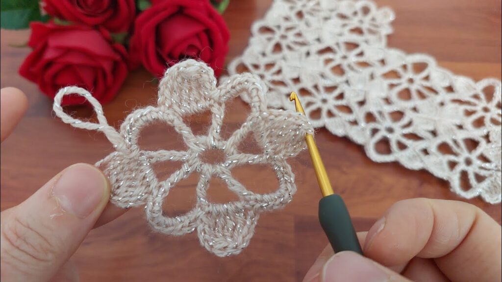 Fantastic and Beautiful Flower Crochet Pattern for Beginners* How to Crochet a Beautiful Flower