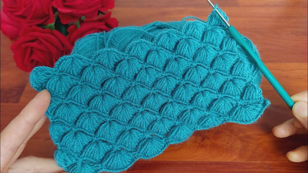 Wonderful and Beautiful You have not seen this crochet technique before. crochet flower pattern