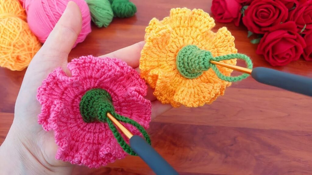 How to Easily Craft Stunning 3D Crochet Keychains 🌸💖 Perfect for Gifting or Selling #crochet ⚡👌