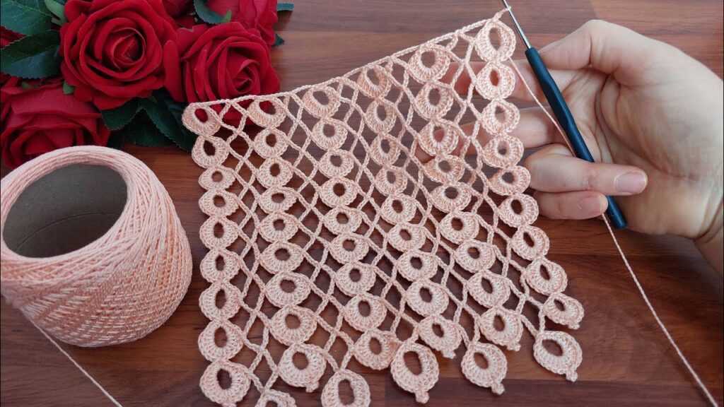 FANTASTIC Mastering Crochet: Crafting Gorgeous Lace Flower Patterns for Fashionable Tops and Shawls!