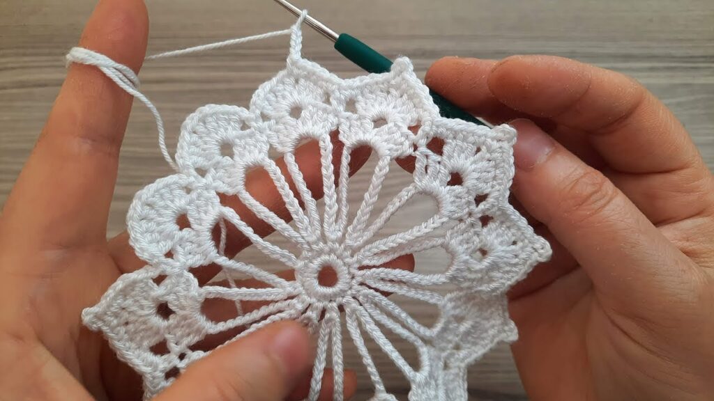 Wow!! Simple and Stunning Crochet Flower Pattern Tutorial | Perfect for Beginners Tığ İşi Örgü