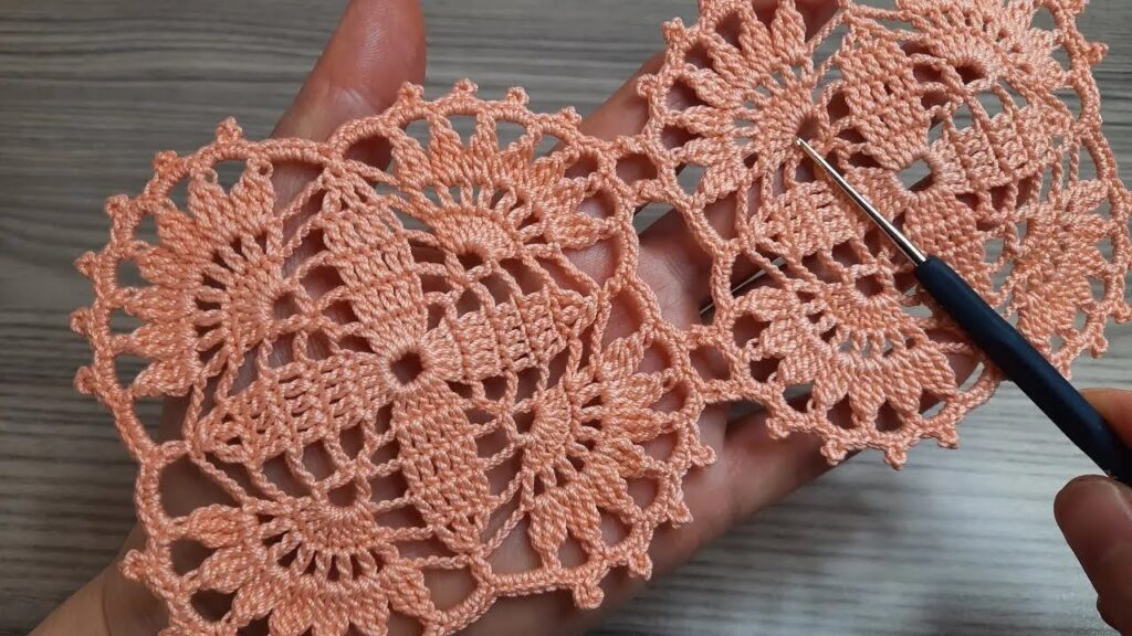 Beginner’s Guide to Crochet: Step-by-Step Online Tutorial for Beautiful and Easy Patterns