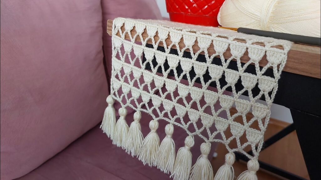 Create Gorgeous Crochet Flower Patterns for Eye-Catching Tea-Coffee Coasters and Table Placemats
