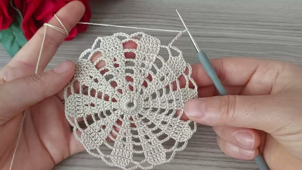 New Model – Very Beautiful Flower Crochet Pattern: Online Tutorial for Beginners in Crocheting