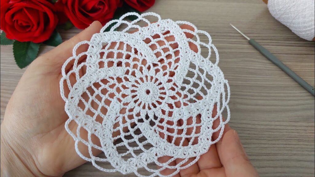New Design – Fantastic Flower Crochet Pattern: Free Online Tutorial for Beginner Crocheters