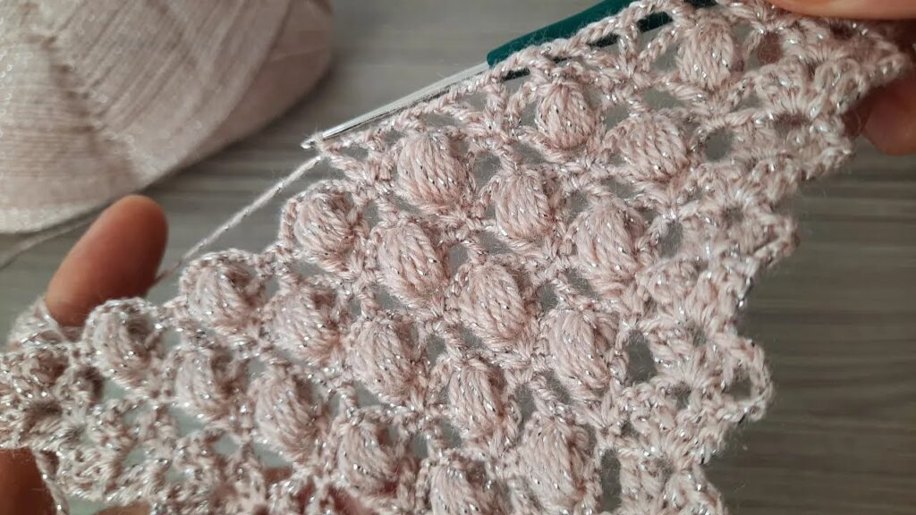 Elegant and Easy Glittery Yarn Crochet Shawl – Vest Pattern ✨ Simple Crochet Triangle Shawl Design