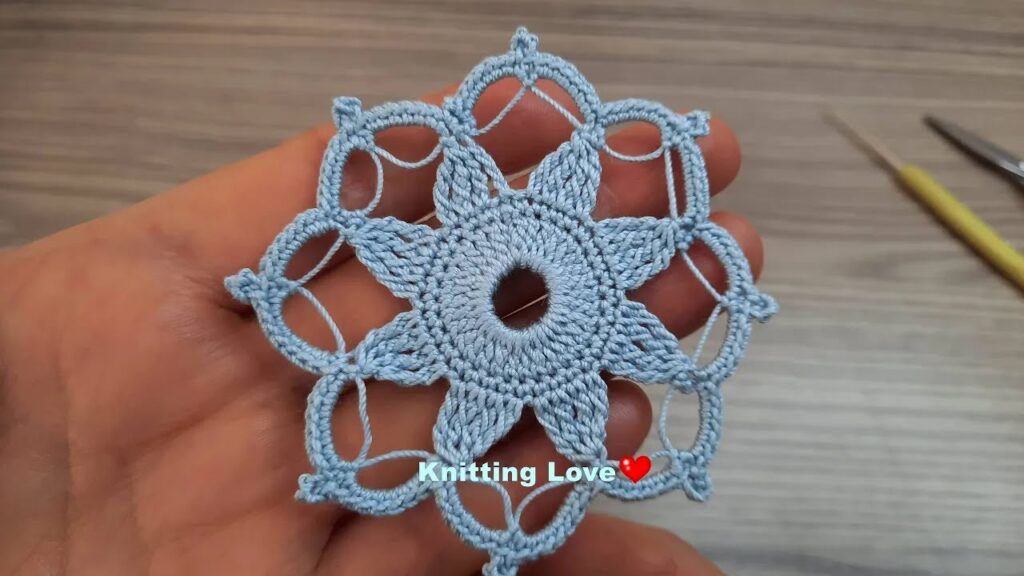 Beginner’s Guide to Crochet Flowers: Step-by-Step Tutorial