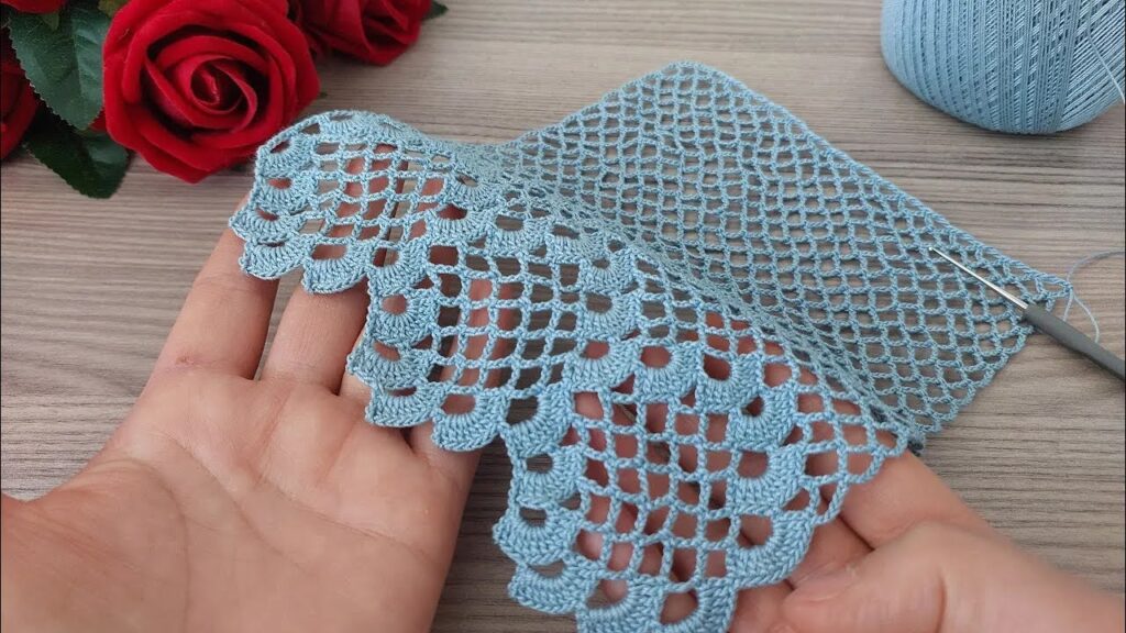 Seamless Crochet Flower Design 🌸 Perfect for Summer Blouse, Table Runner, Skirt, Dress & Top!