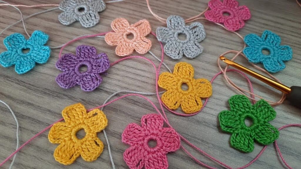 Super Very Beautiful Flower Crochet Pattern – Online Tutorial for Beginners | Tığ İşi Örgü