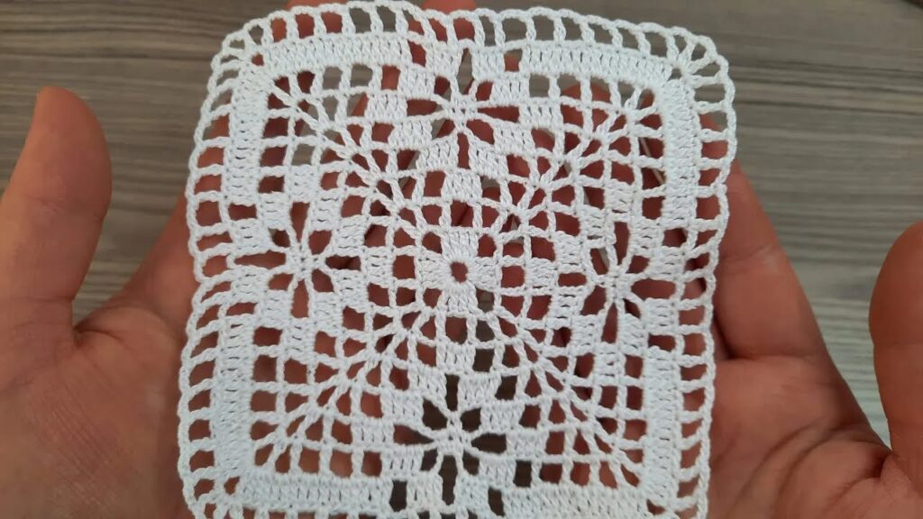 Super Easy Crochet Motif Tutorial | Beautiful & Simple DIY Pattern