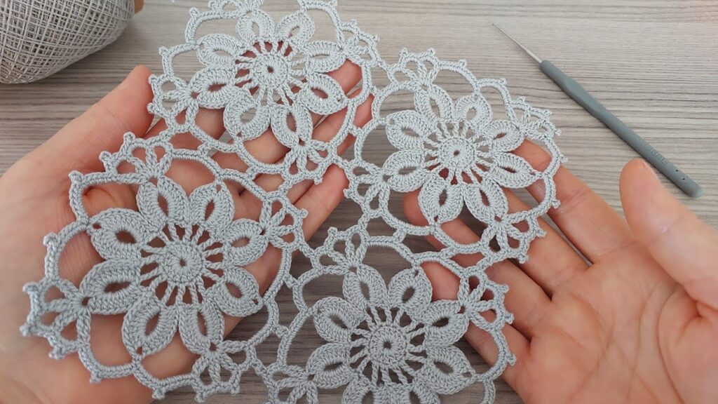 Stunning Easy & Beautiful Joined Flower Crochet Lace Pattern