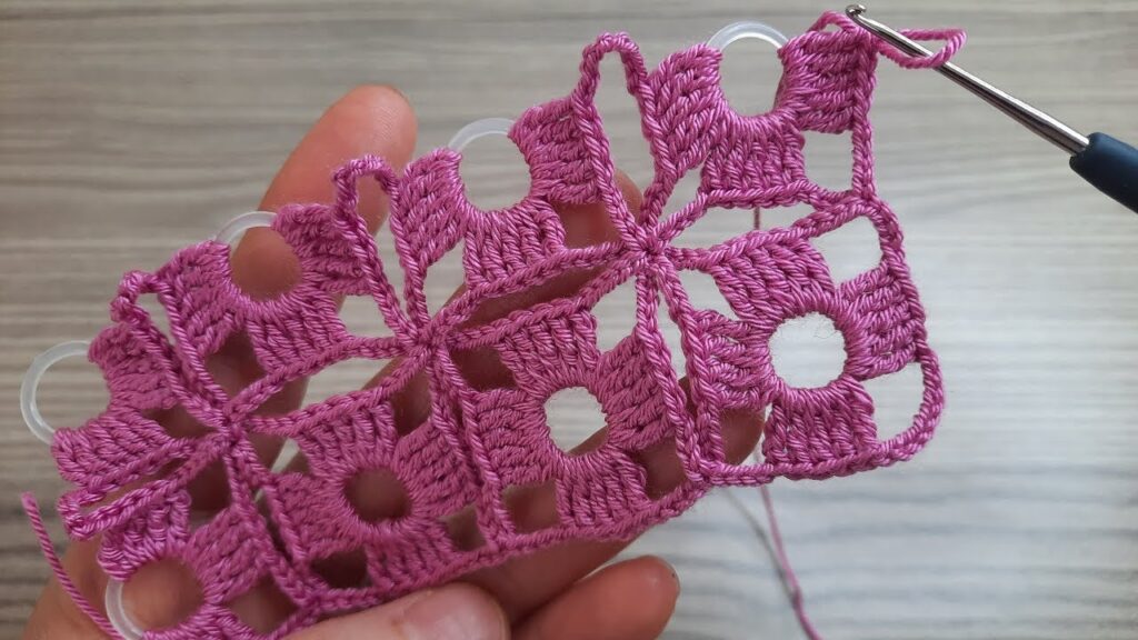 WONDERFUL Very Very Beautiful Flower Patterned Crochet Model | Tığ İşi Örgü Modeli